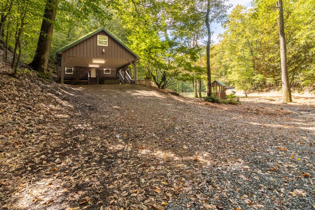 131 Ralph Hickey Rd, Chatsworth GA 30705 - Photo