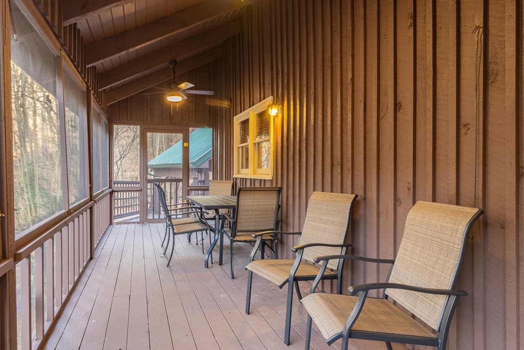 131 Ralph Hickey Rd, Chatsworth GA 30705 - Photo