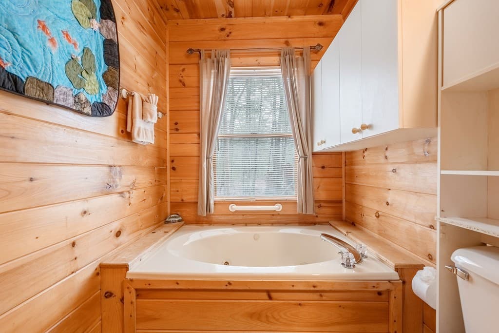 1165 Little Bushy Head Road, Blue Ridge GA 30513 - Photo