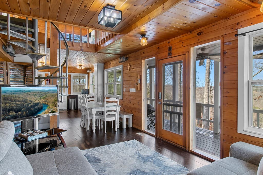 56 Robins Ridge, Blue Ridge GA 30513 - Photo