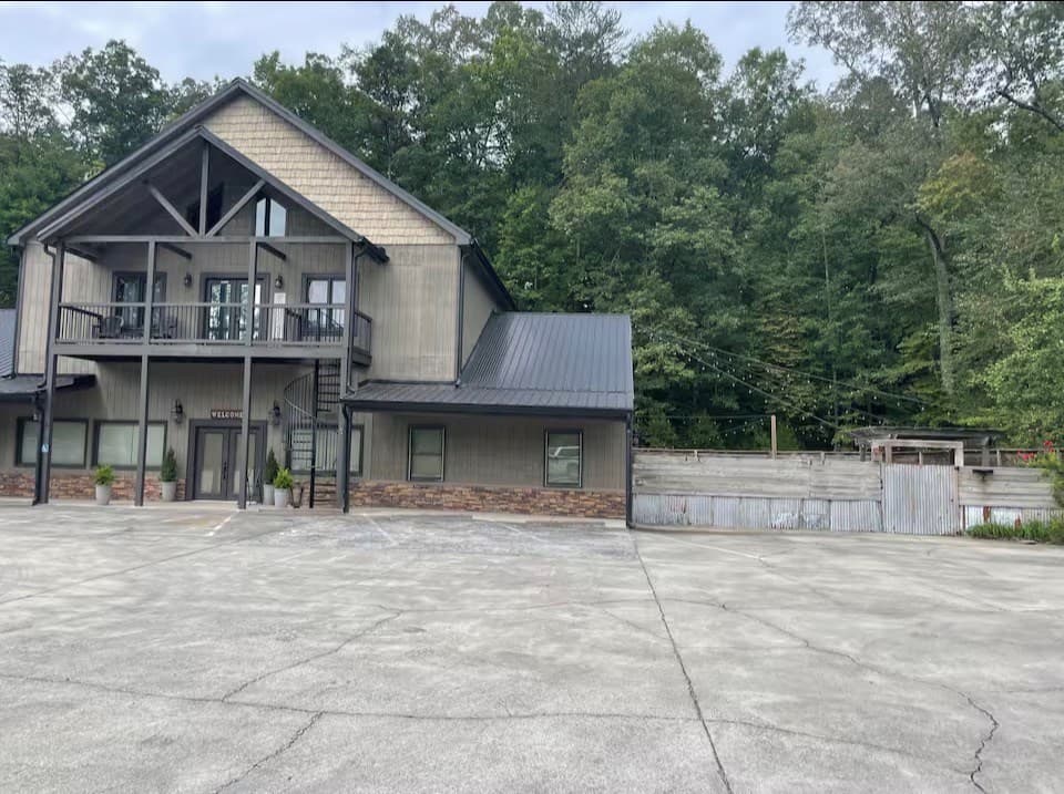 33 Rose Petal Lane, Ellijay GA 30540 - Photo