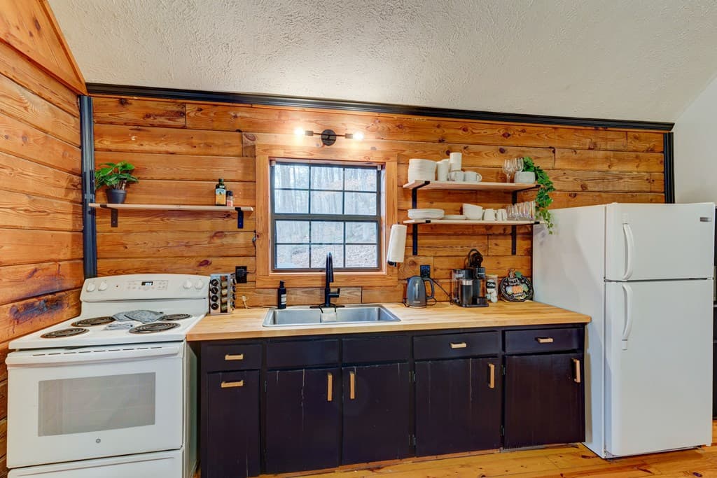80 Treetop Lane, Blairsville GA 30512 - Photo