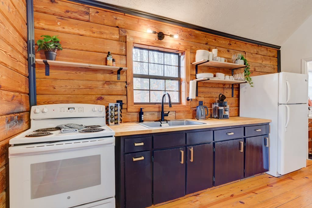 80 Treetop Lane, Blairsville GA 30512 - Photo