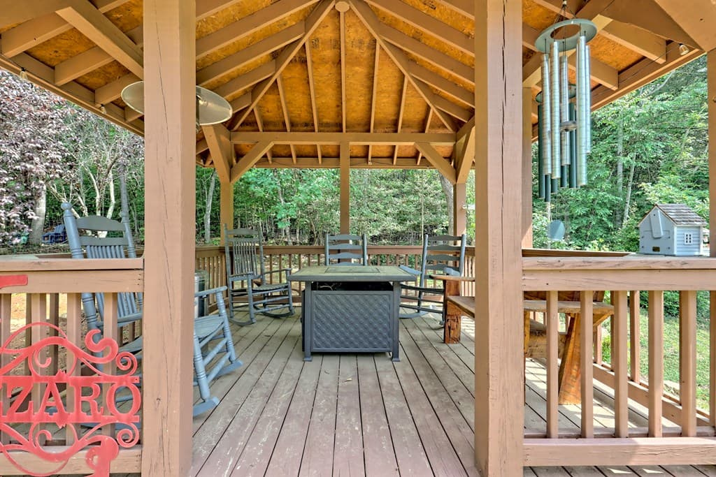 380 Patricks Drive, Blairsville GA 30512 - Photo