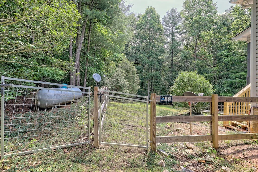 380 Patricks Drive, Blairsville GA 30512 - Photo