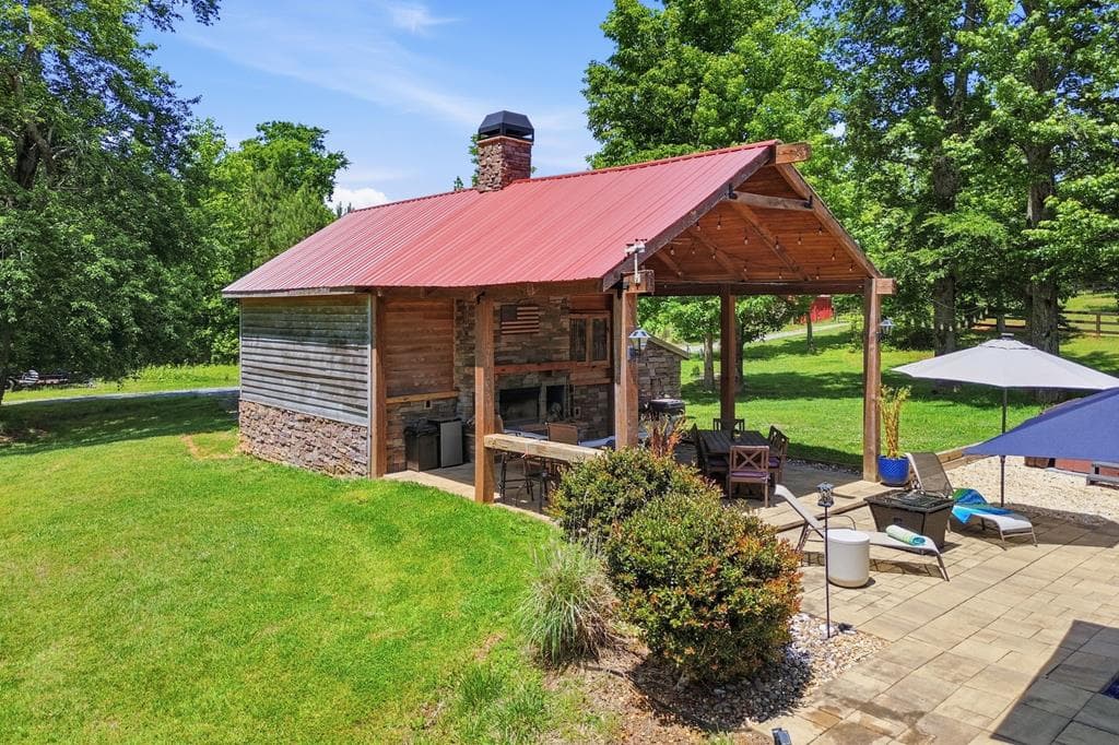 456 E Valley Road, Rydal GA 30171 - Photo
