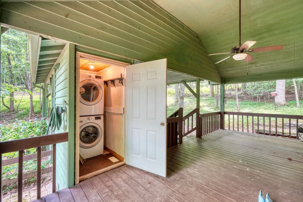 1160 Hidden Lake Road, Blairsville GA 30512 - Photo