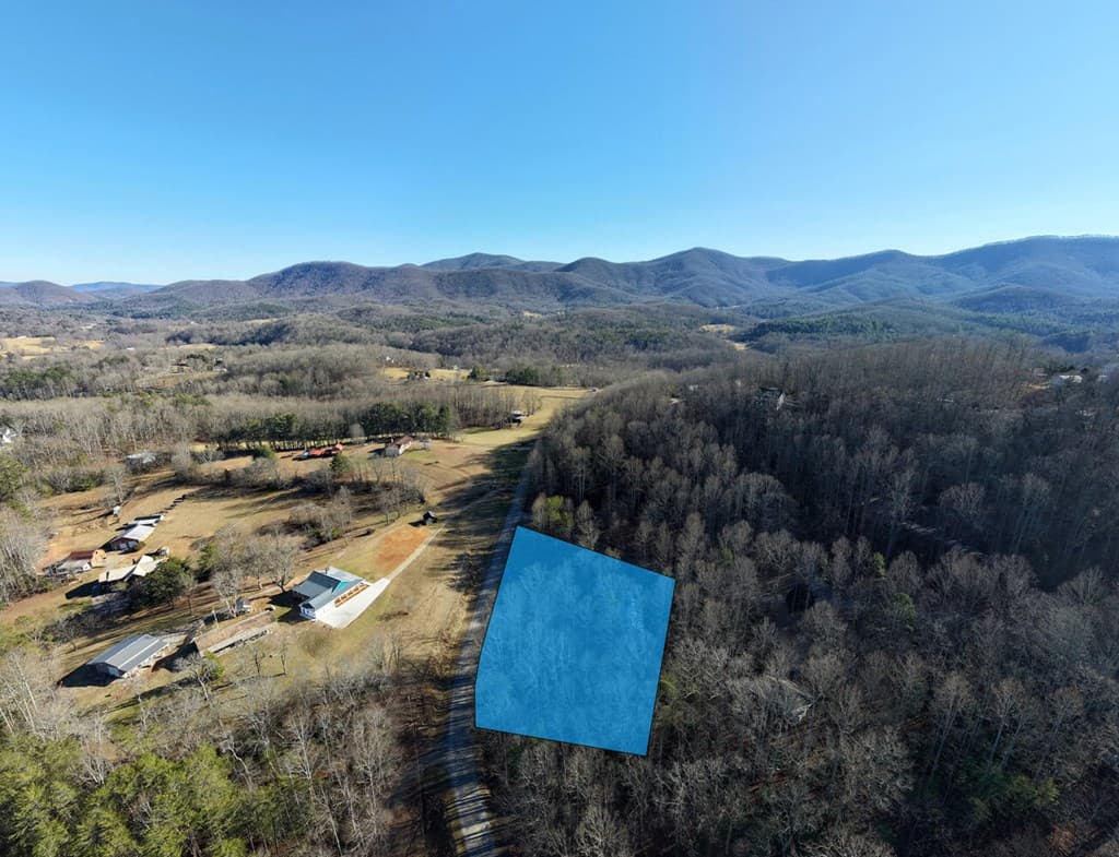 1160 Hidden Lake Road, Blairsville GA 30512 - Photo
