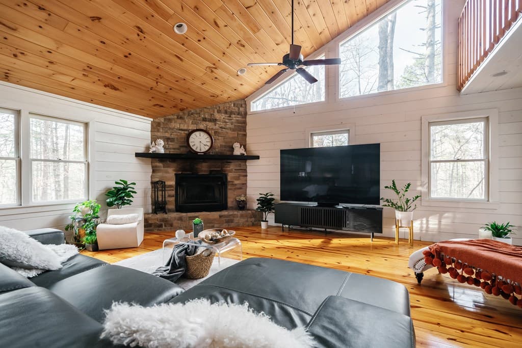 31 Highland Hammock Drive, Blue Ridge GA 30513 - Photo