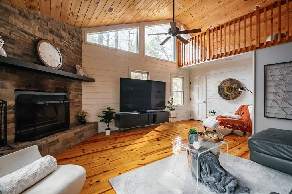 31 Highland Hammock Drive, Blue Ridge GA 30513 - Photo