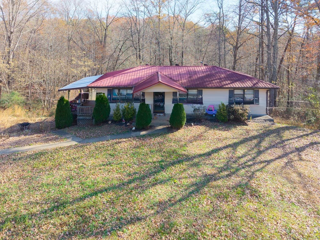 2906 Douthit Road, Mineral Bluff GA 30559 - Photo