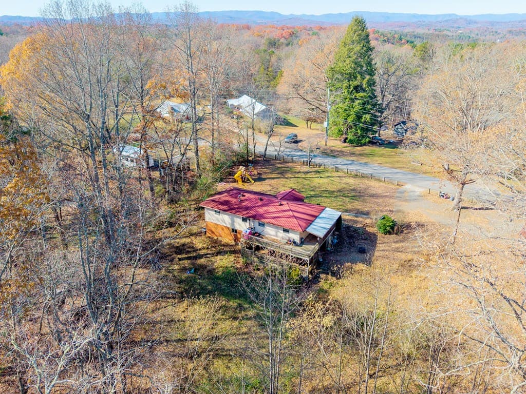 2906 Douthit Road, Mineral Bluff GA 30559 - Photo