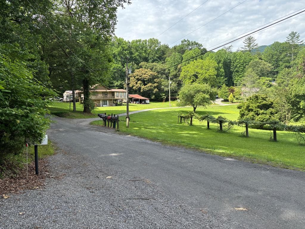 638 Ruby Lake Drive, Hiawassee GA 30546 - Photo