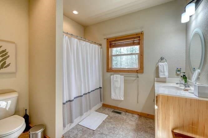 2081 Gallatin Road, Young Harris GA 30582 - Photo