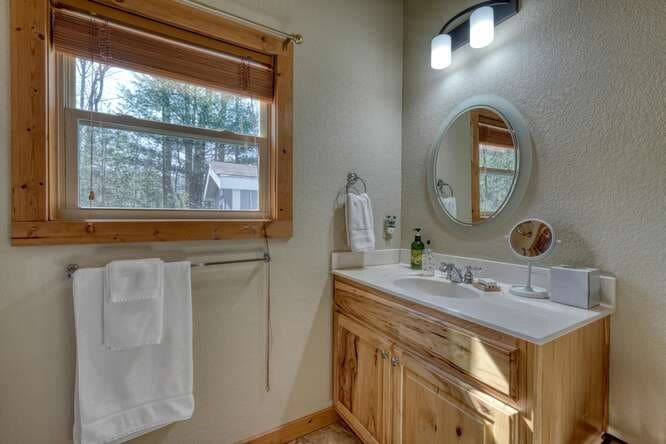 2081 Gallatin Road, Young Harris GA 30582 - Photo