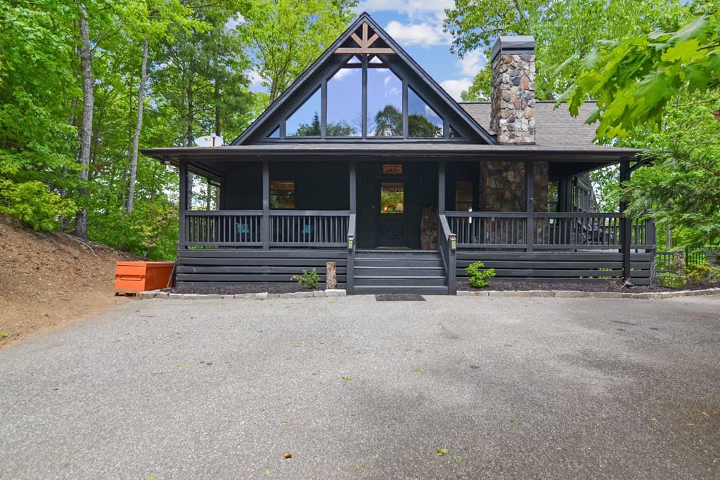 305 Skybound Road, Blue Ridge GA 30513 - Photo