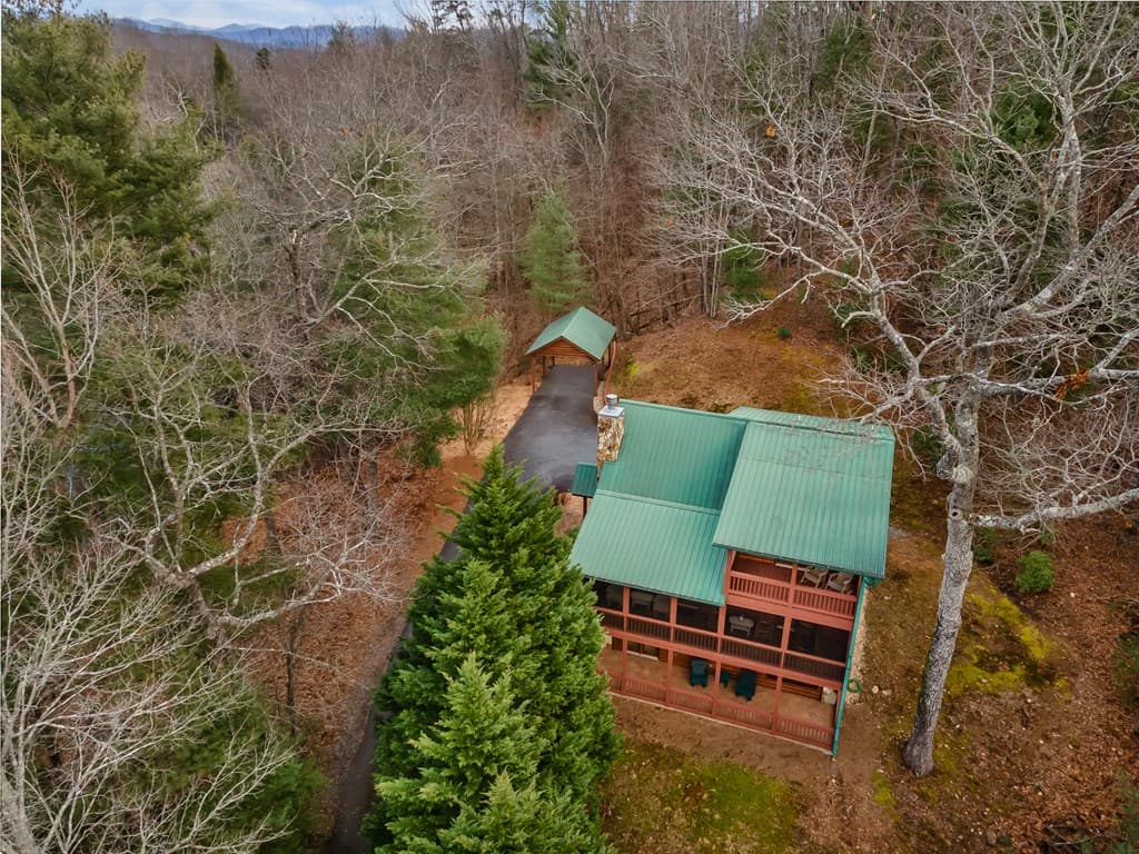 131 Toccoa Overlook Lane, Blue Ridge GA 30513 - Photo