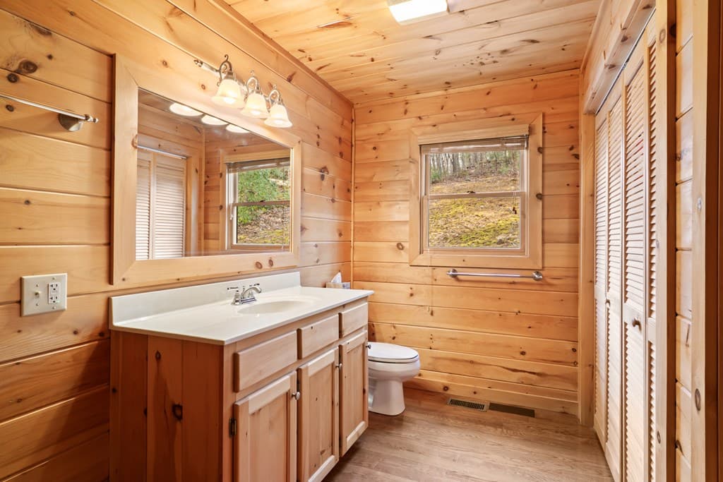 131 Toccoa Overlook Lane, Blue Ridge GA 30513 - Photo