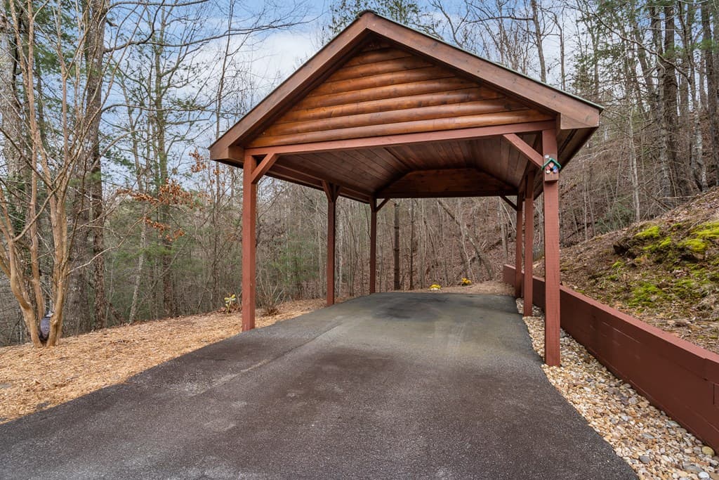 131 Toccoa Overlook Lane, Blue Ridge GA 30513 - Photo