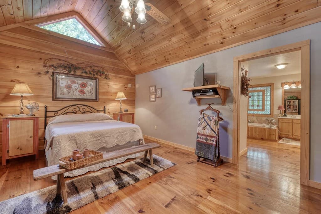 885 Tomahawk Trail, Blairsville GA 30512 - Photo