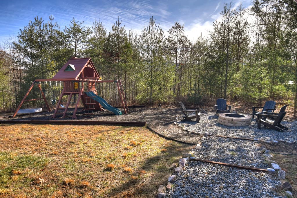1038 Synacia Drive, Mineral Bluff GA 30559 - Photo