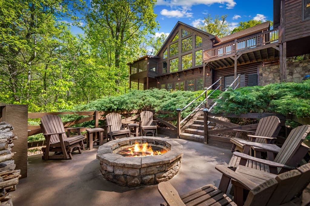 194 Squirrel Chase Drive, Morganton GA 30560 - Photo