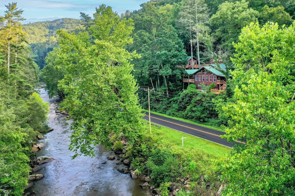 55 River Bend Lane, Blue Ridge GA 30513 - Photo