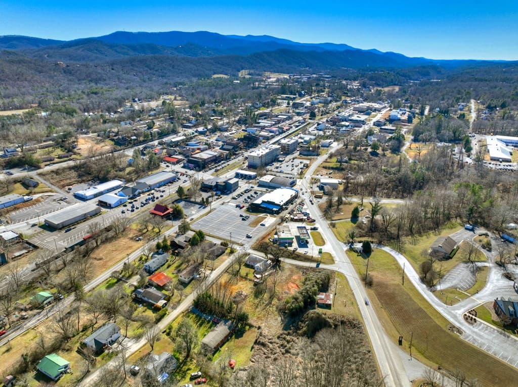 200 River Street, Blue Ridge GA 30513 - Photo