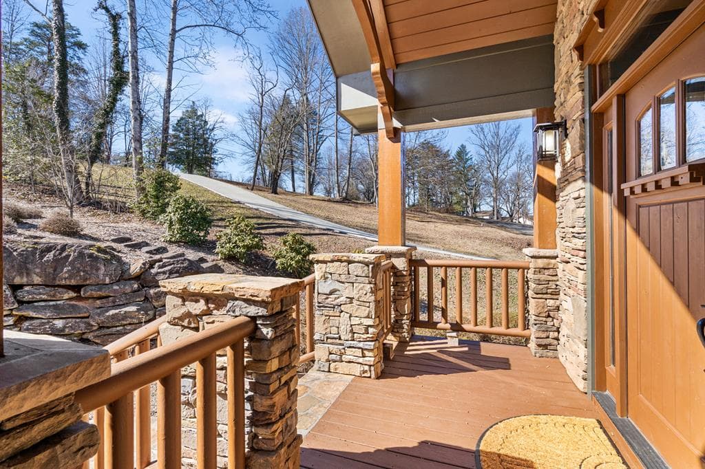 577 Beech Cove Drive, Hiawassee GA 30546 - Photo
