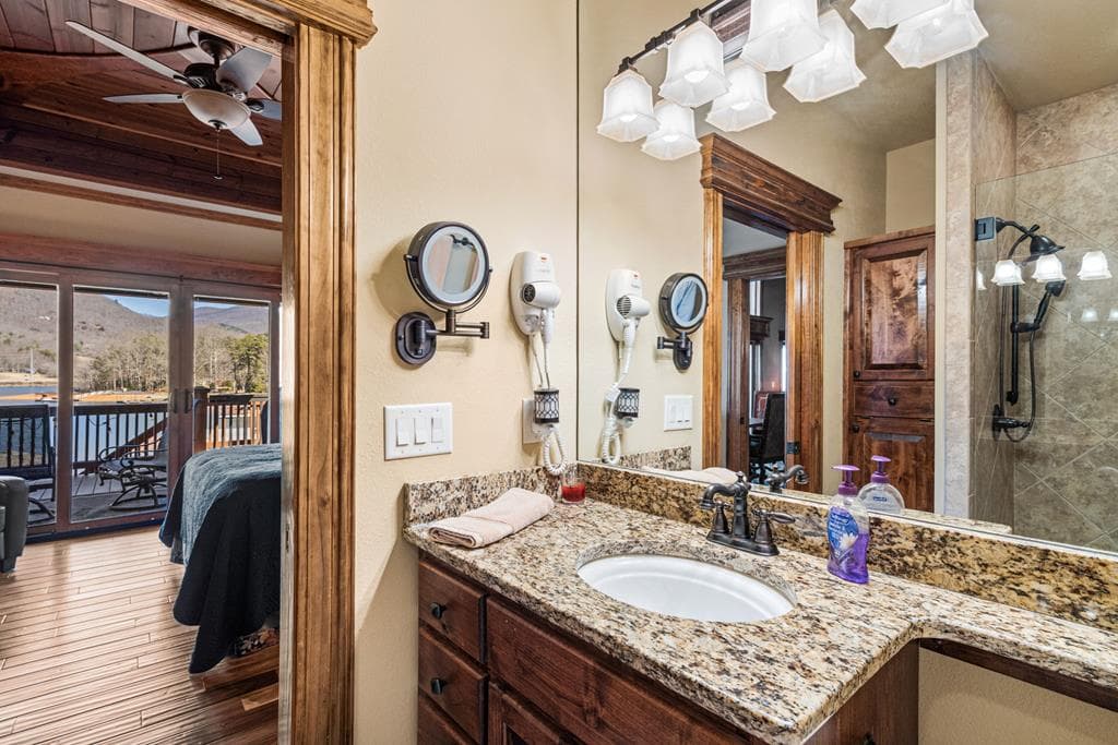 577 Beech Cove Drive, Hiawassee GA 30546 - Photo
