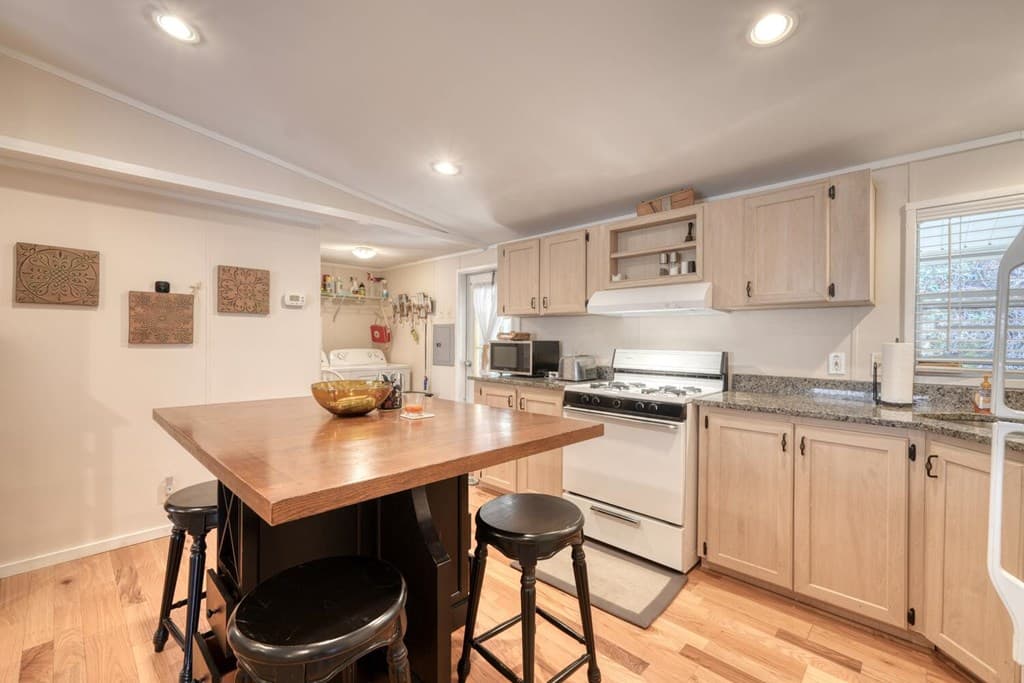 333 Reece Creek Road W, Blairsville GA 30512 - Photo