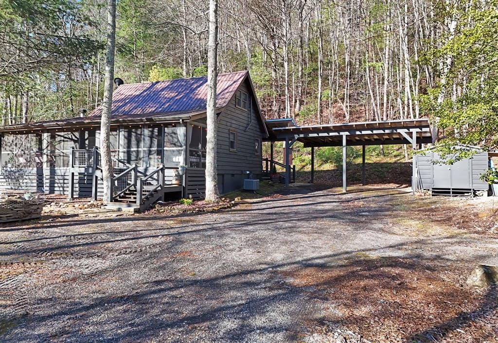 642 Everett Road, Blairsville GA 30512 - Photo