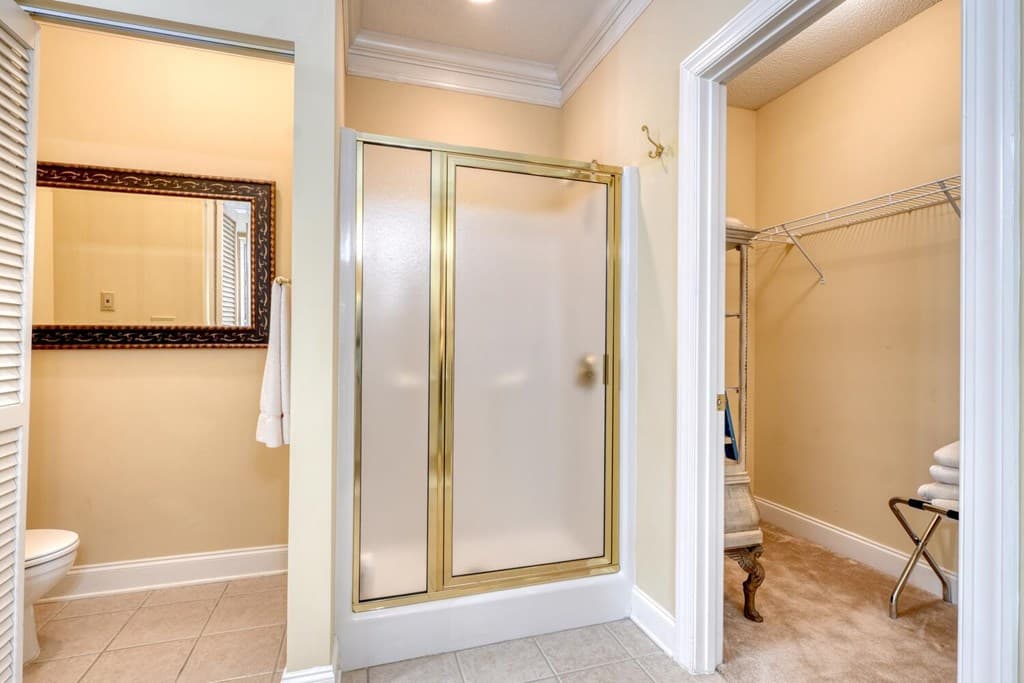 94 Glen Eagle Ct C202, Clayton GA 30525 - Photo