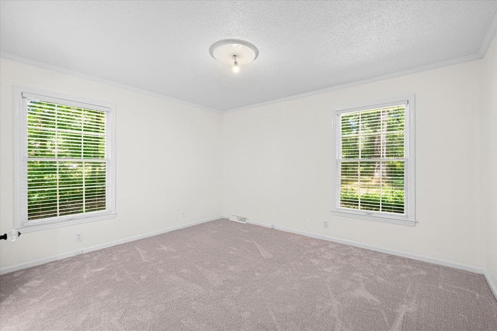 527 E Austin Dr, Chatsworth GA 30705 - Photo