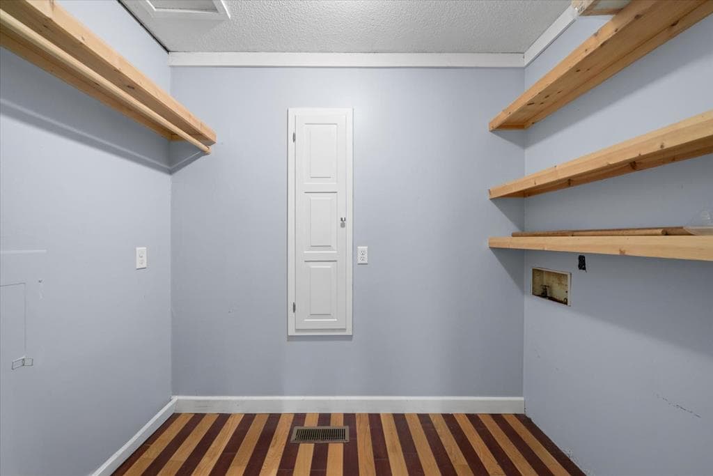 527 E Austin Dr, Chatsworth GA 30705 - Photo