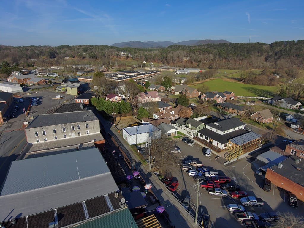 44 N Church Street, Ellijay GA 30540 - Photo