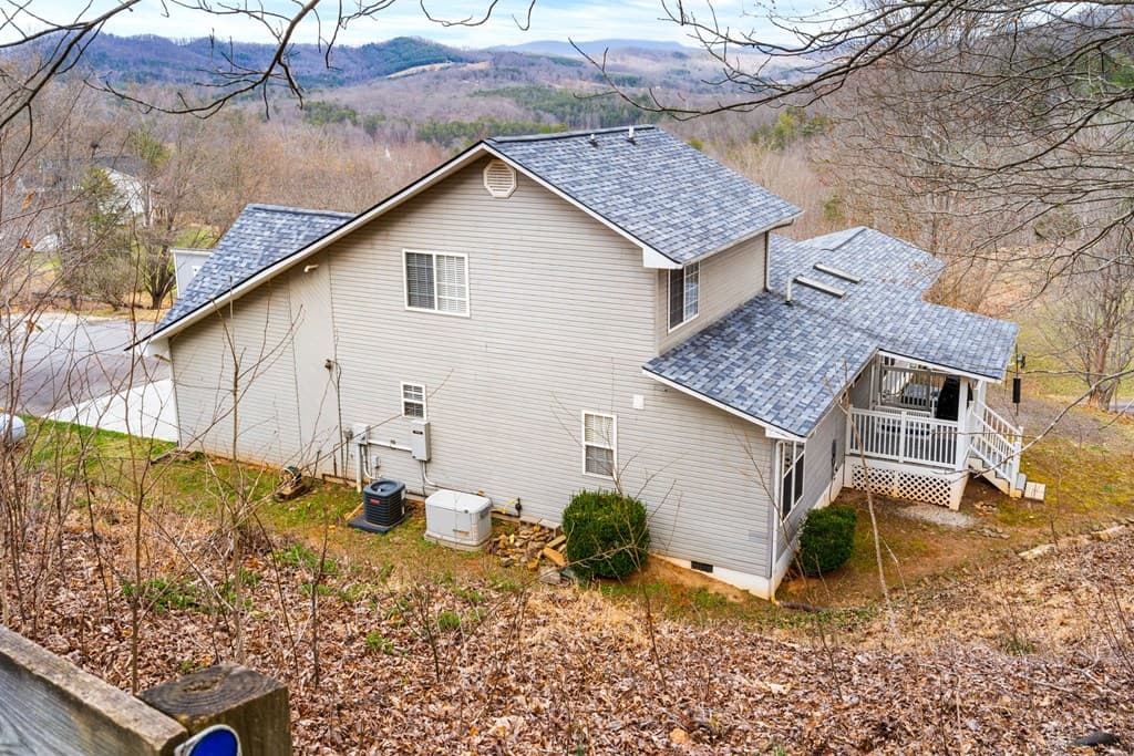 295 White Oak Drive, Warne NC 28909 - Photo