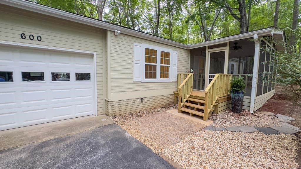 600 Lakeside Drive, Blairsville GA 30512 - Photo