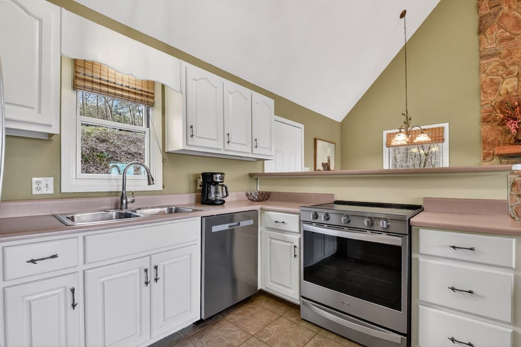 250 Noah Circle, Ellijay GA 30540 - Photo