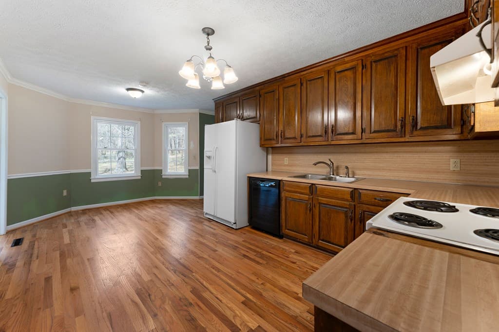 174 Cline Drive, Cartersville GA 30120 - Photo