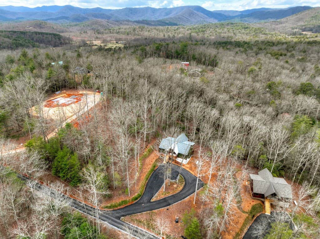 191 Bent Wood Lane, Blue Ridge GA 30513 - Photo