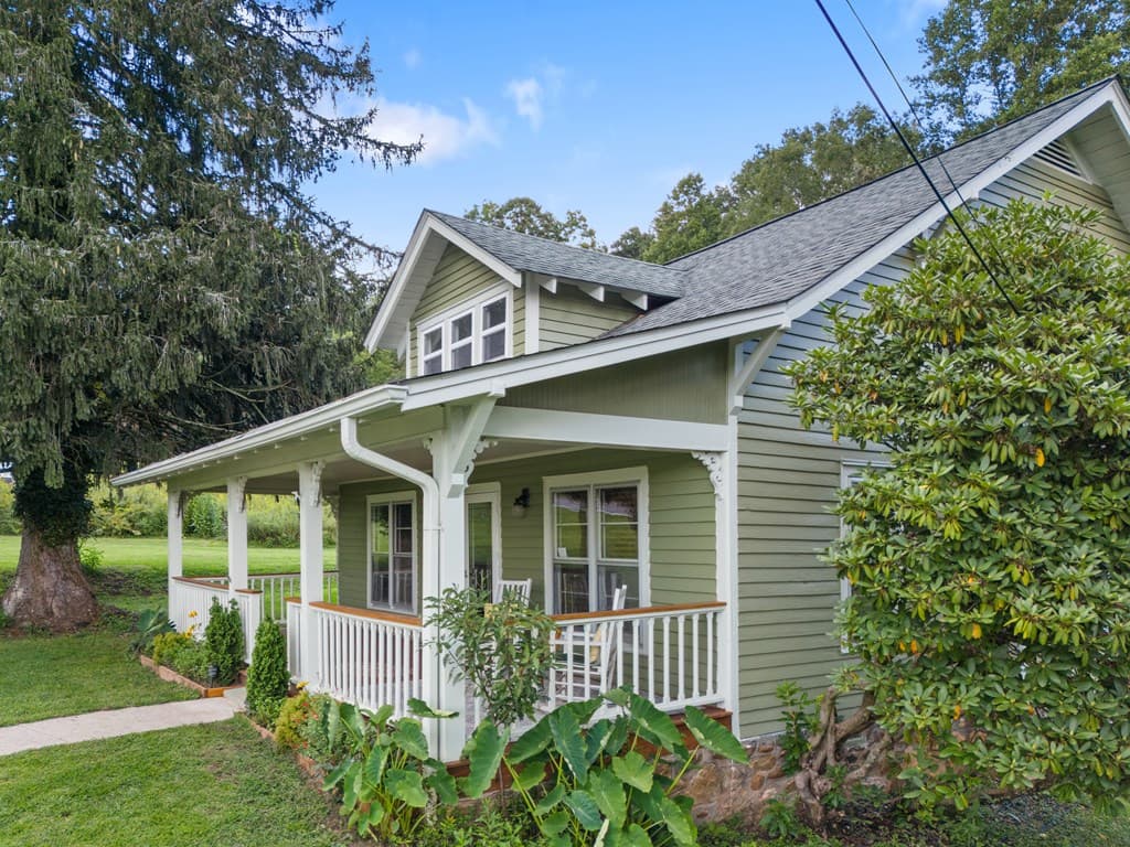 364 Hiawassee Street, Hayesville NC 28904 - Photo
