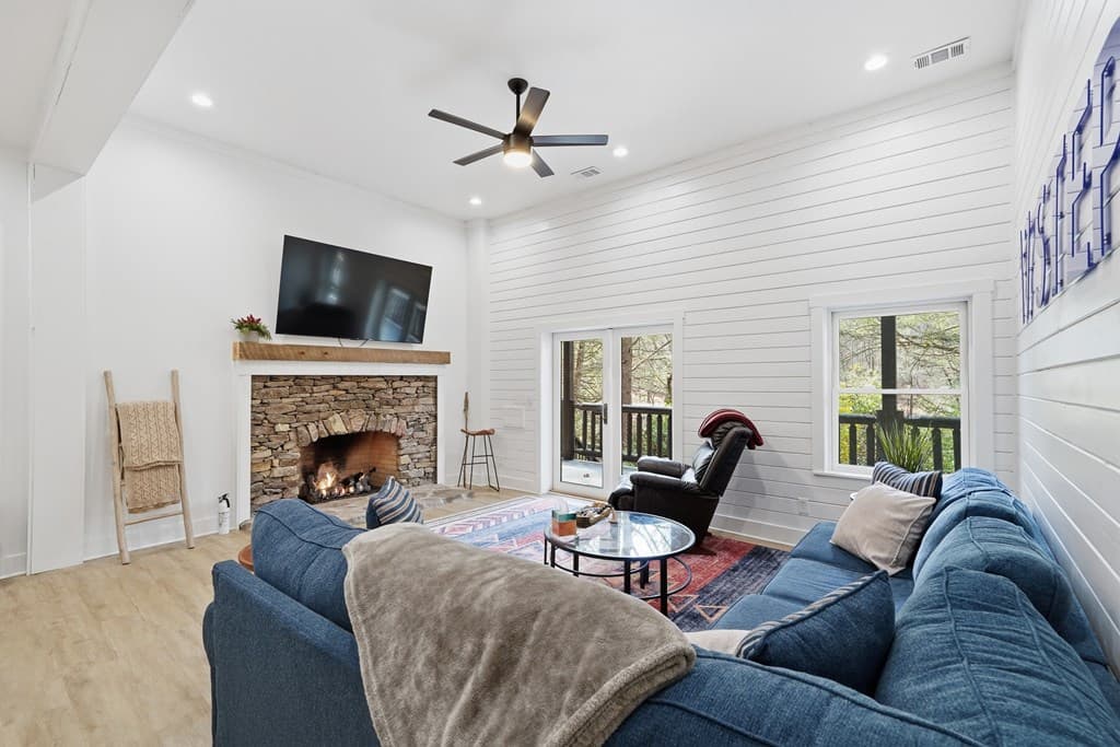 252 Branch Creek Road, Mccaysville GA 30555 - Photo