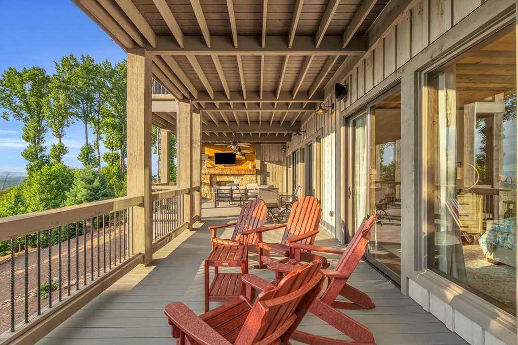 540 Overlook Drive, Blue Ridge GA 30513 - Photo