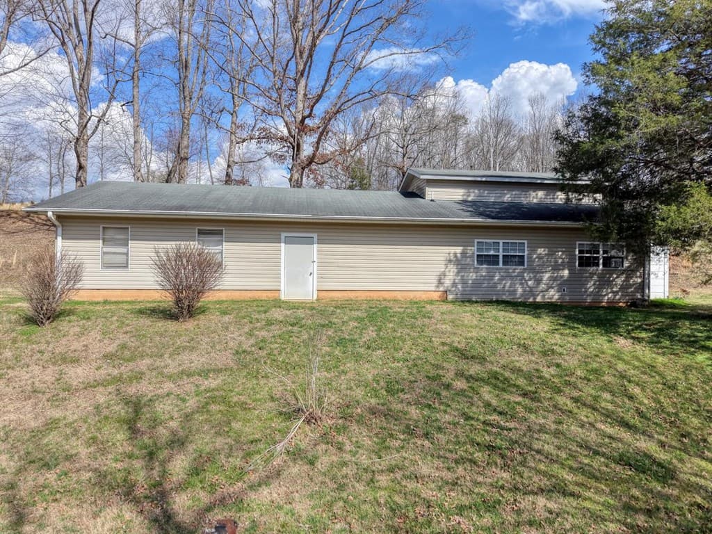 794 State Hwy 66, Young Harris GA 30582 - Photo