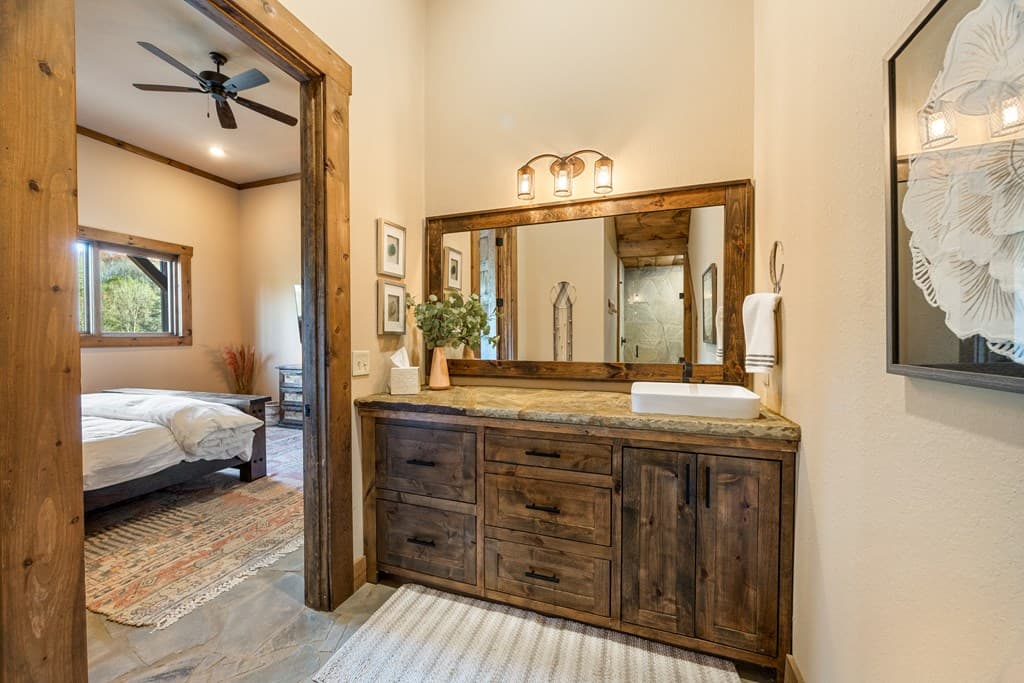 450 Miracle Lane, Blue Ridge GA 30513 - Photo