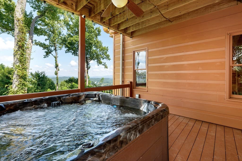 502 Overlook Drive, Blue Ridge GA 30513 - Photo