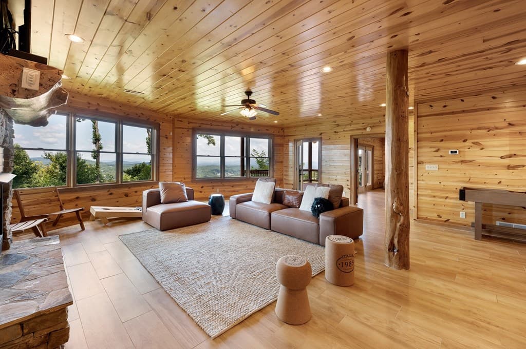502 Overlook Drive, Blue Ridge GA 30513 - Photo