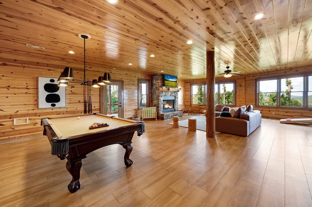 502 Overlook Drive, Blue Ridge GA 30513 - Photo