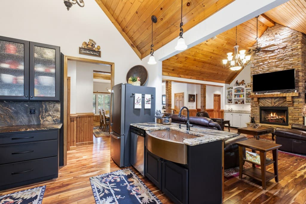 159 Apple Blossom Road, Blairsville GA 30512 - Photo